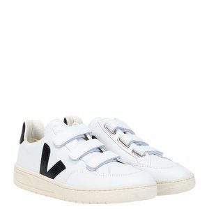 Veja V-Lock Sneakers in a size Eu 36 (US 5.5-6)